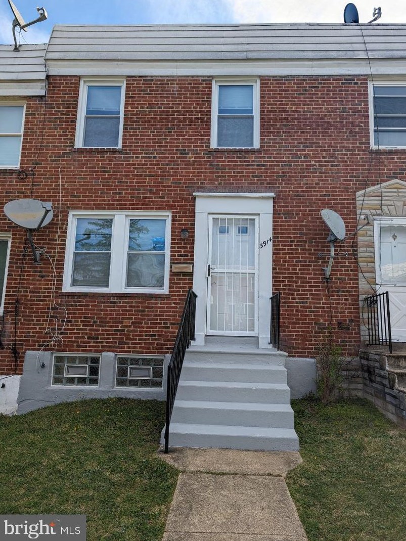 3914 Kenyon Ave, Baltimore MD  21213-2122 exterior