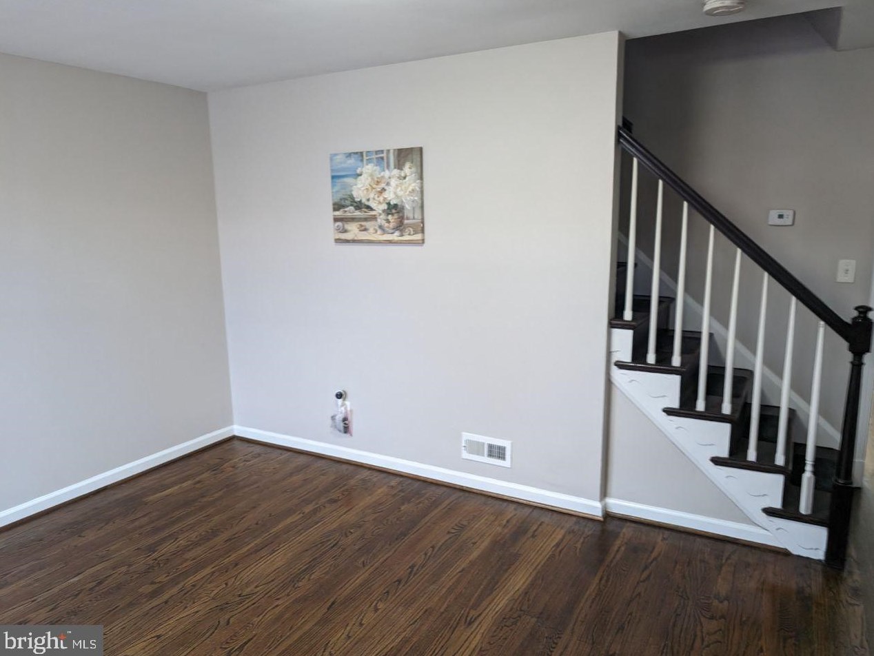 3914 Kenyon Ave, Baltimore MD  21213-2122 exterior
