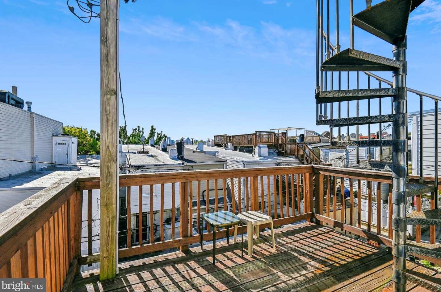 806 Streeper St, Baltimore MD  21224-1725 exterior