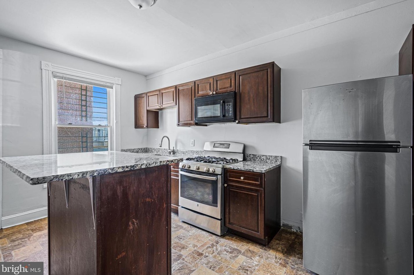 2905 Jefferson St, Baltimore MD  21205-2703 exterior