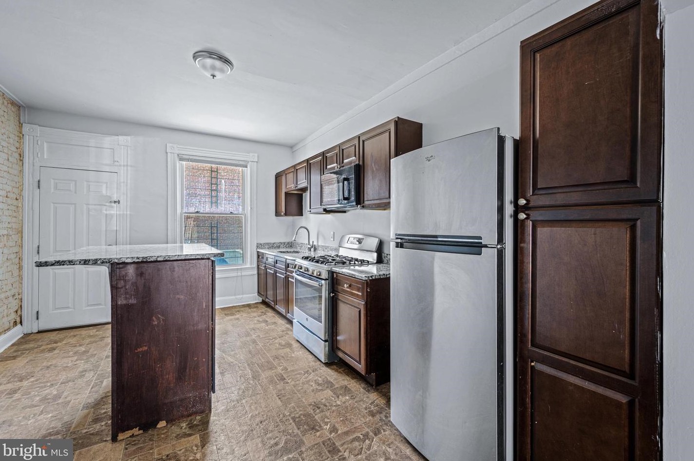 2905 Jefferson St, Baltimore MD  21205-2703 exterior