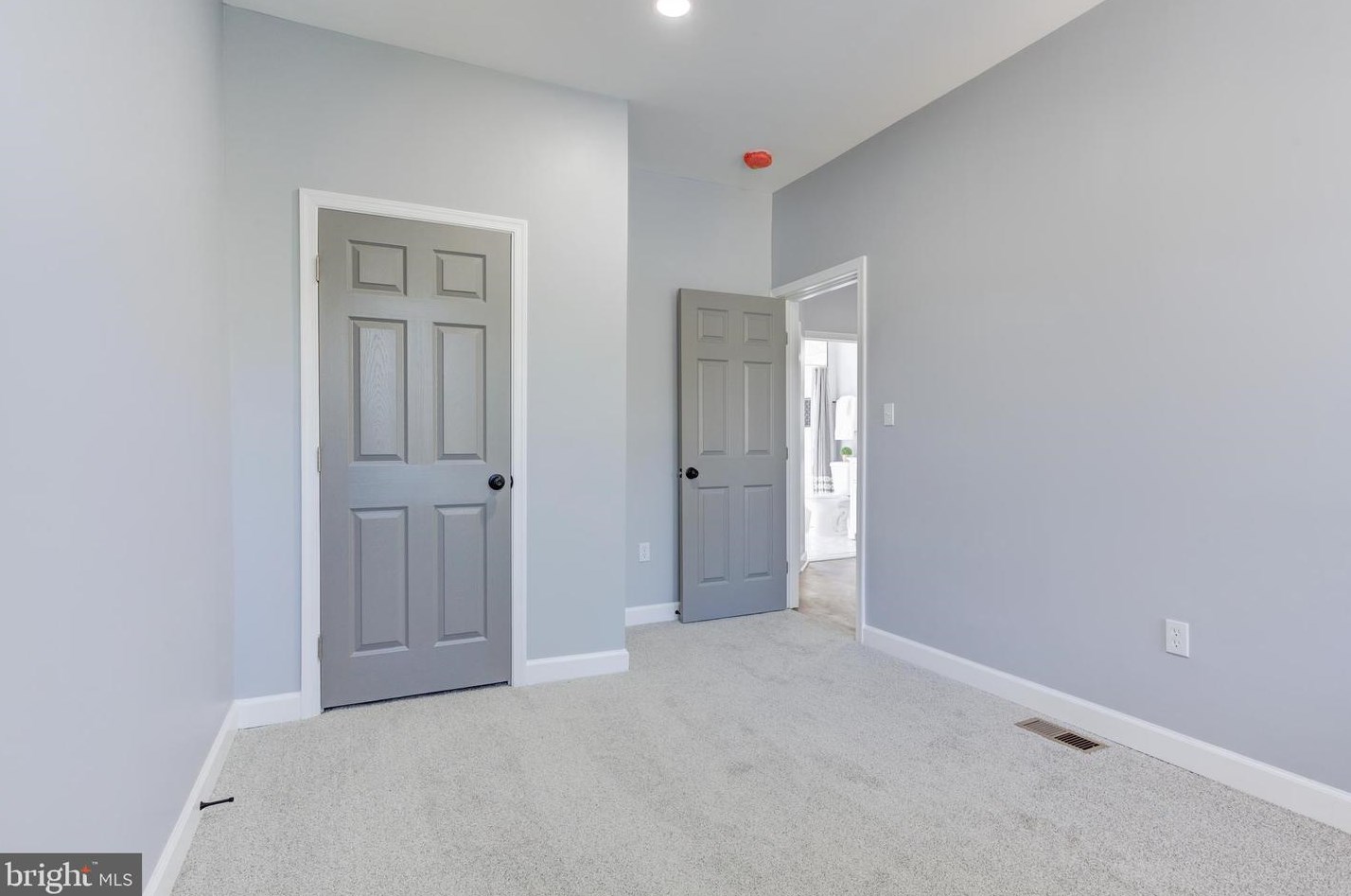 3708 5th St, Baltimore MD  21225-2032 exterior