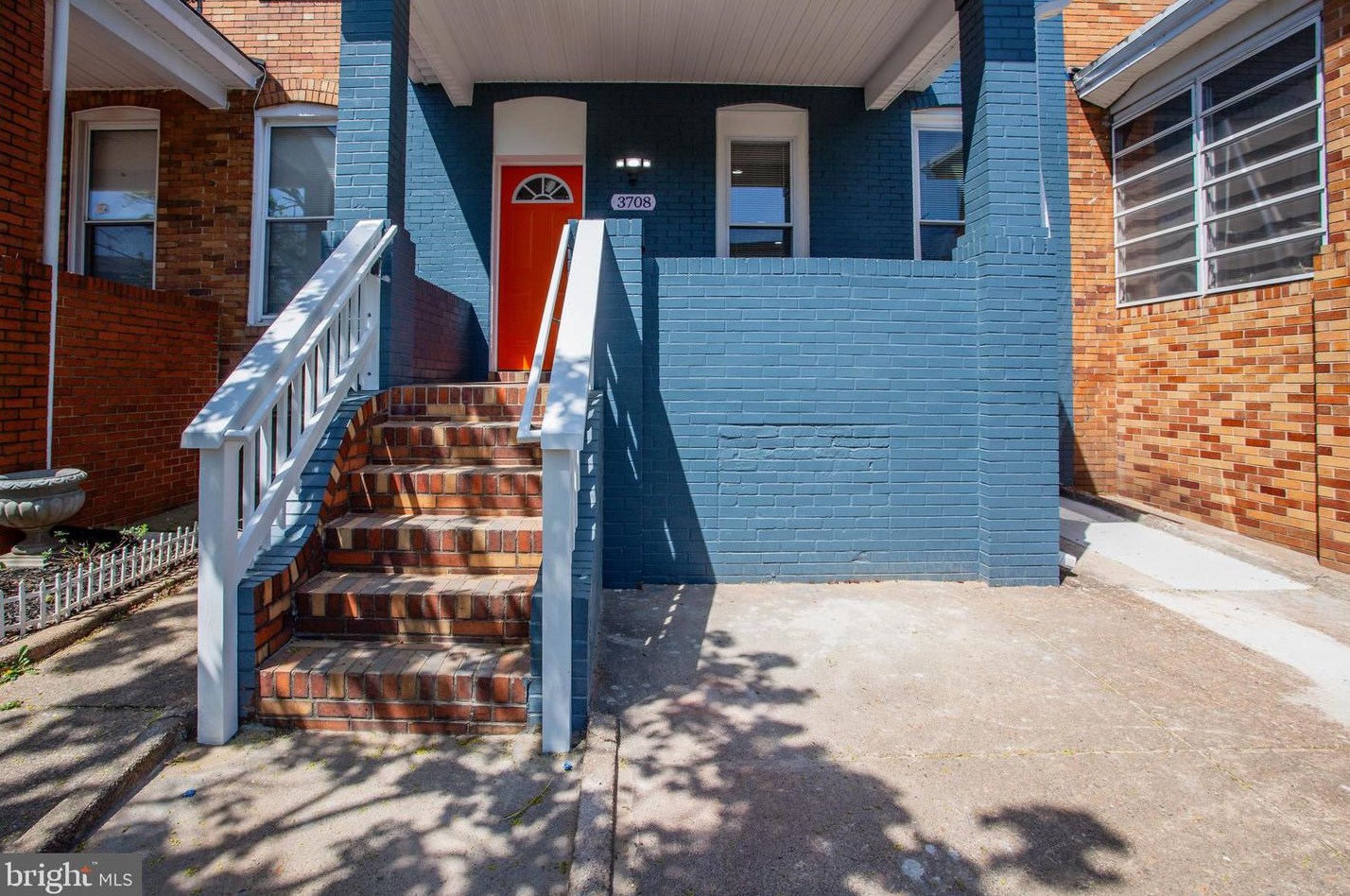 3708 5th St, Baltimore MD  21225-2032 exterior