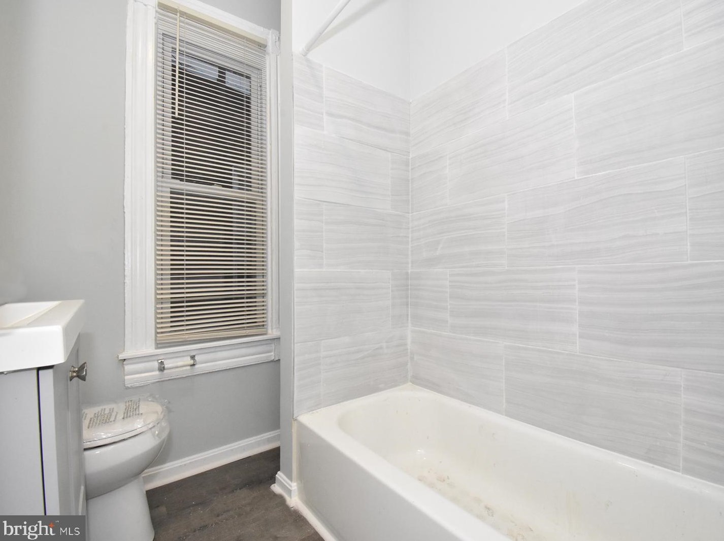 2449 Barclay St, Baltimore MD  21218-5327 exterior