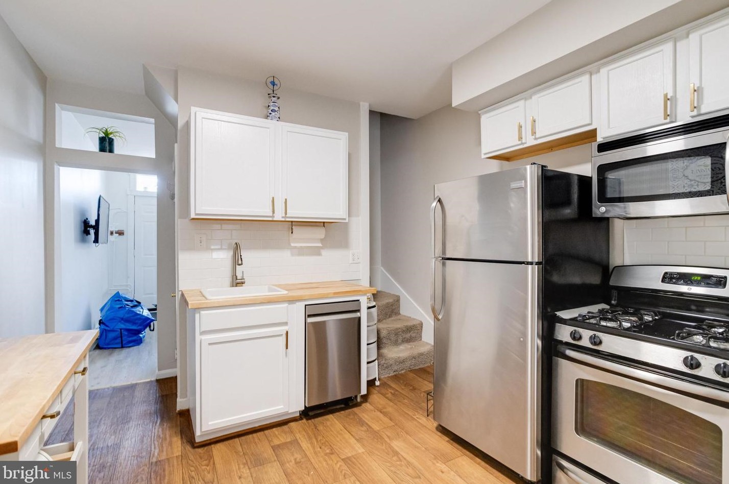 14 Madeira St, Baltimore MD  21231-1650 exterior