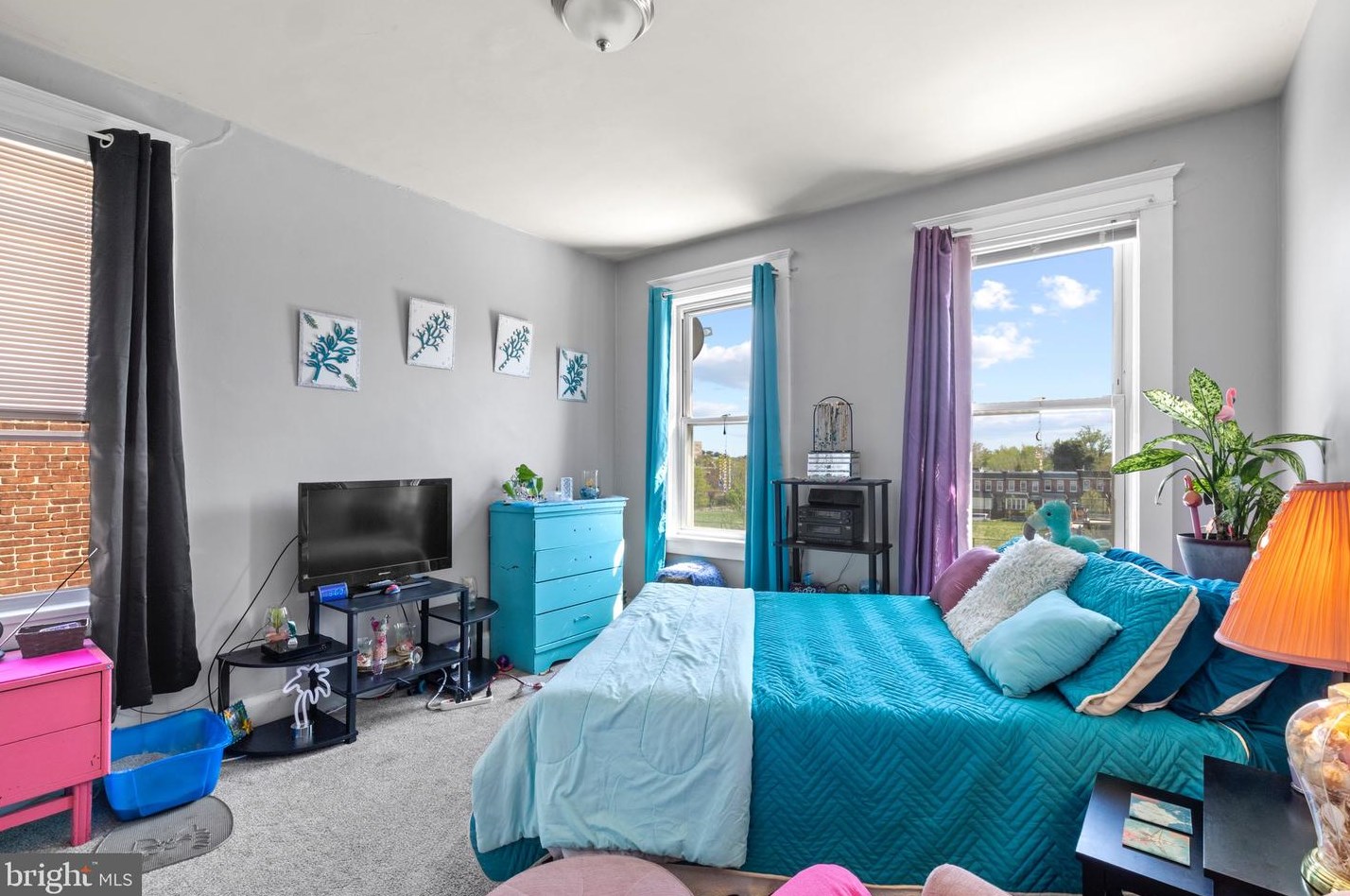 818 35th St, Baltimore MD  21218-2930 exterior