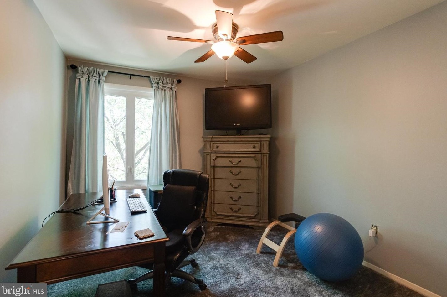 1208 Linden Grn, Baltimore MD 21217-3600 exterior