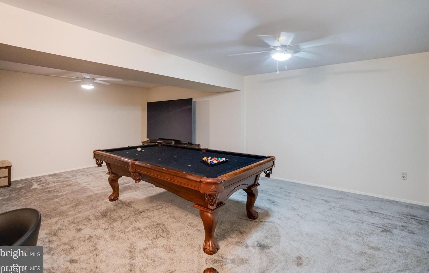 1208 Linden Grn, Baltimore MD 21217-3600 exterior