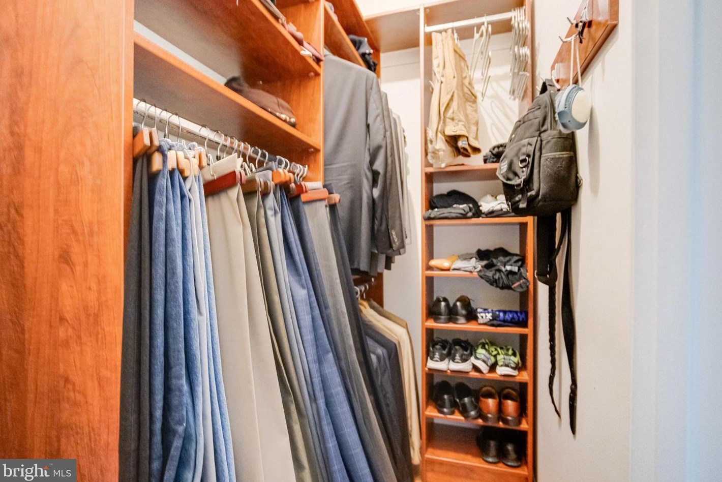 1208 Linden Grn, Baltimore MD 21217-3600 exterior