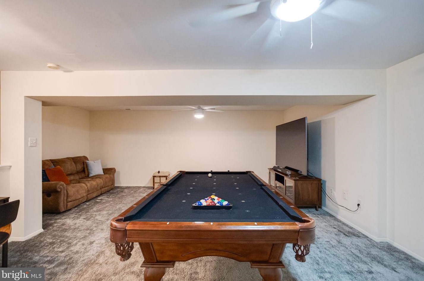 1208 Linden Grn, Baltimore MD 21217-3600 exterior