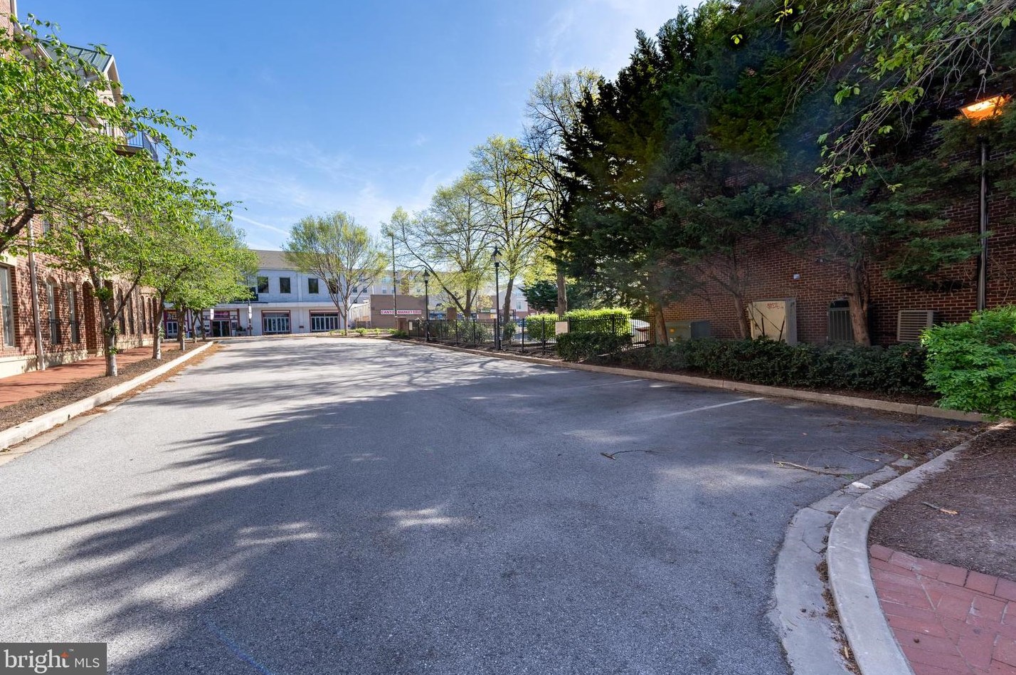 2337 Boston St, Baltimore MD  21224-3677 exterior