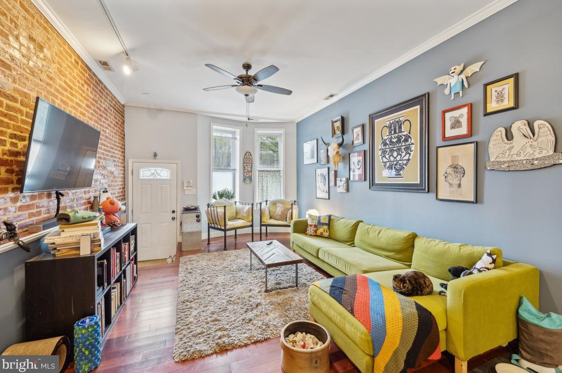 2736 Huntingdon Ave, Baltimore MD  21211-3012 exterior