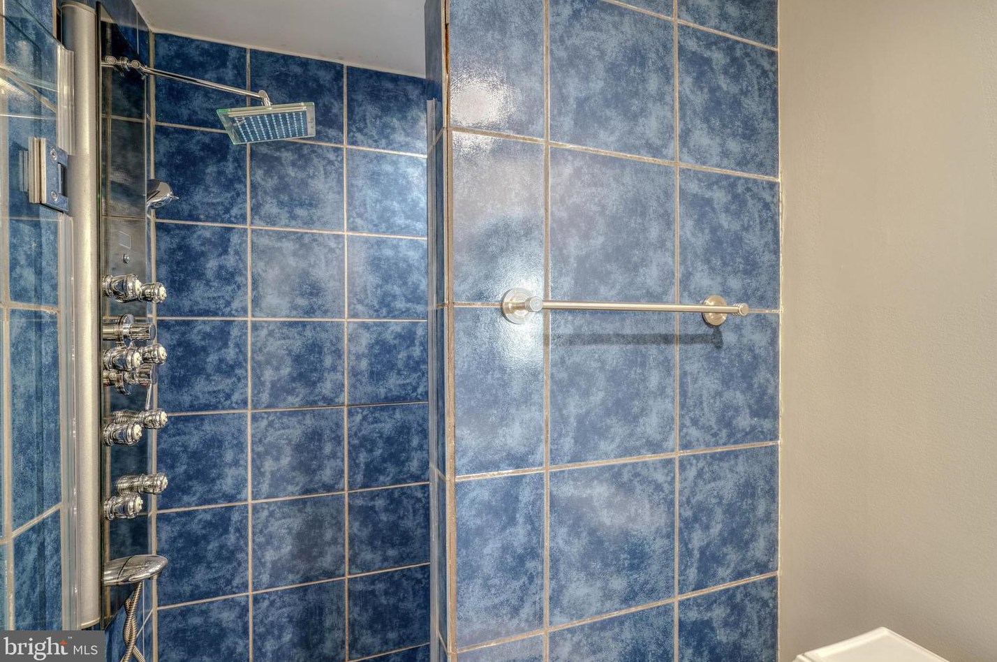 39 Arlington Ave, Baltimore MD  21223-2616 exterior