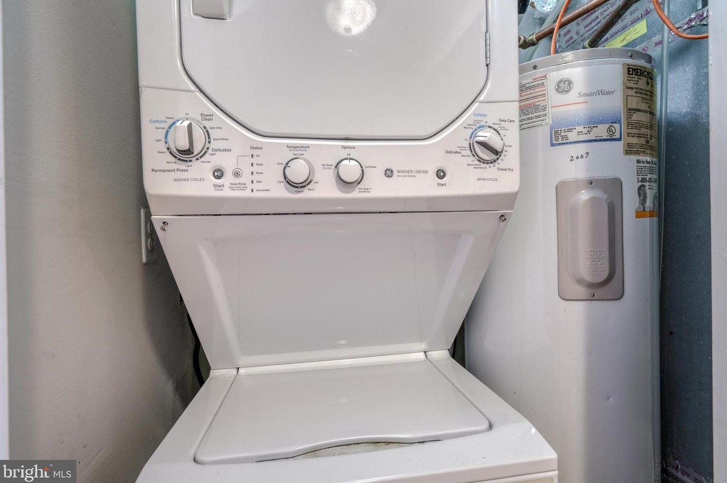 39 Arlington Ave, Baltimore MD  21223-2616 exterior