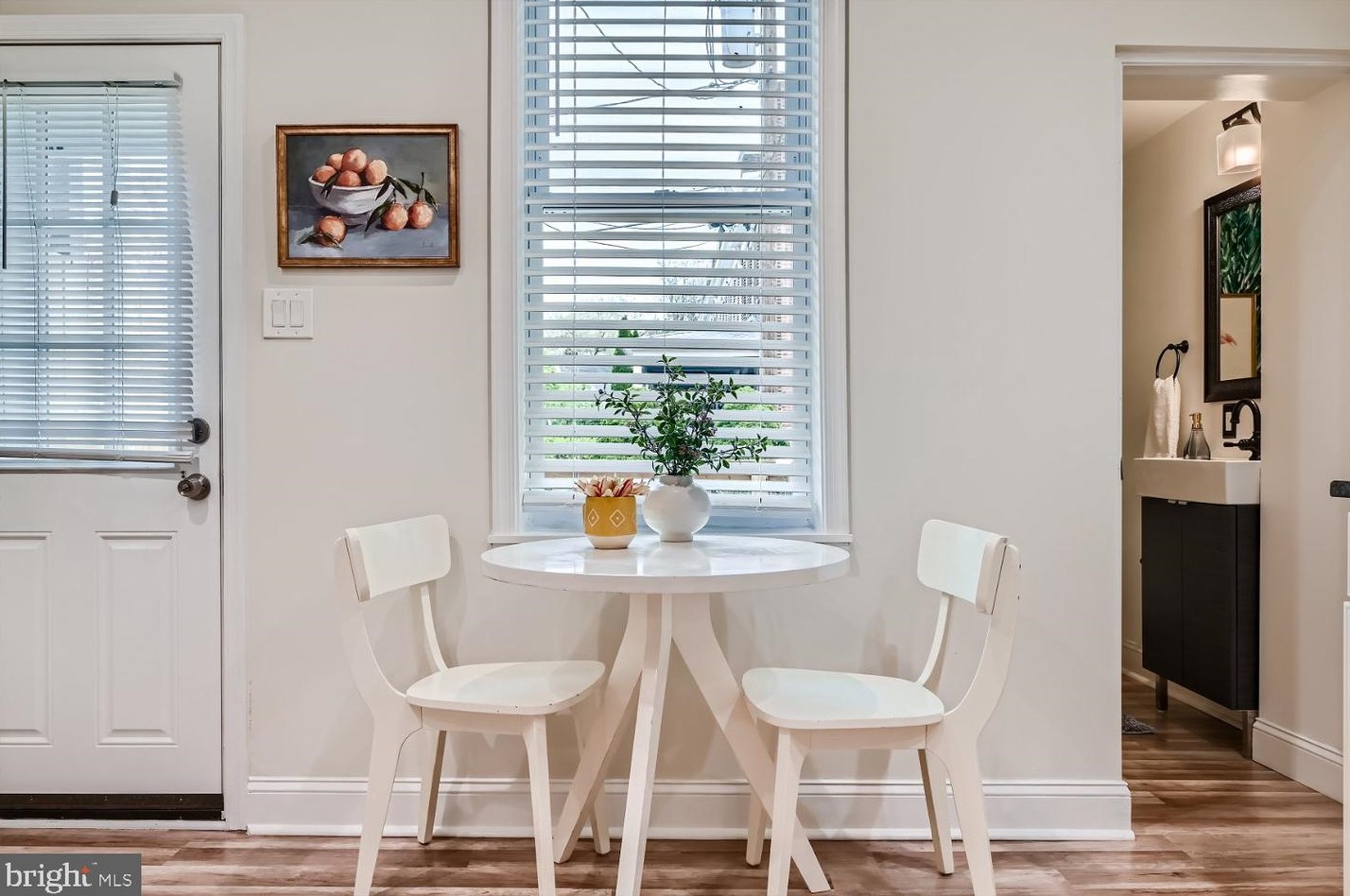 4333 Falls Rd, Baltimore MD  21211-1223 exterior