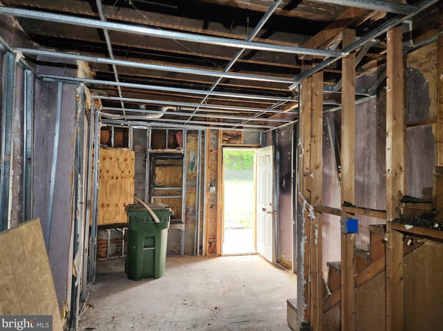 1926 Sherwood Ave, Baltimore MD  21218-6339 exterior