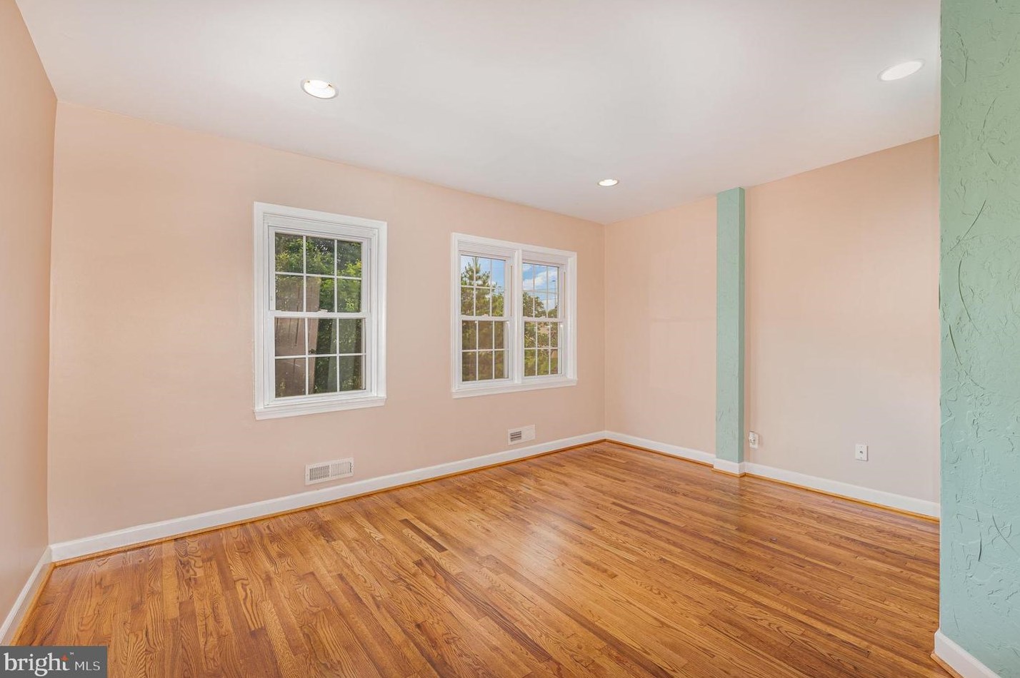 639 Umbra St, Baltimore MD  21224-4628 exterior