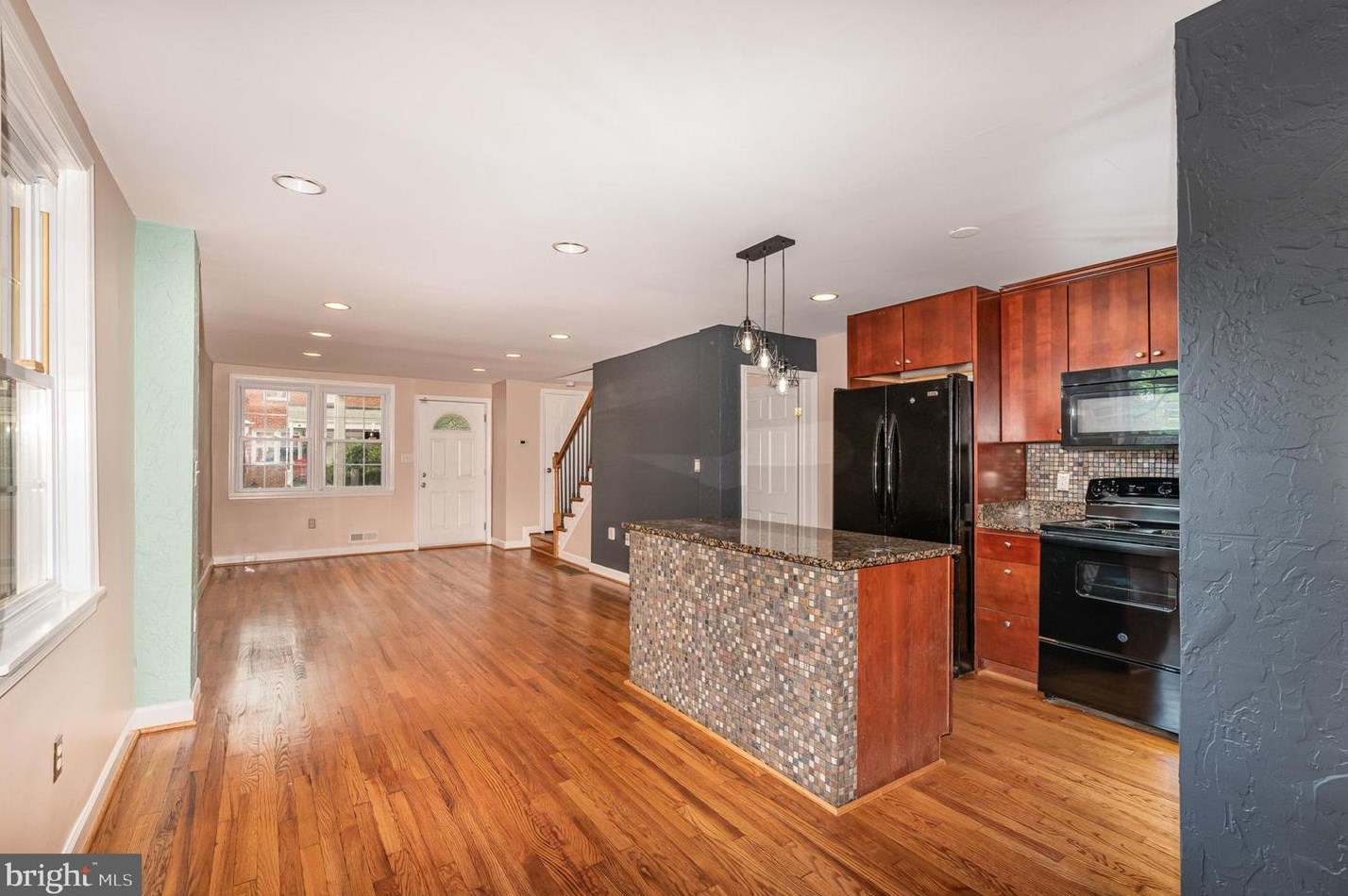 639 Umbra St, Baltimore MD  21224-4628 exterior