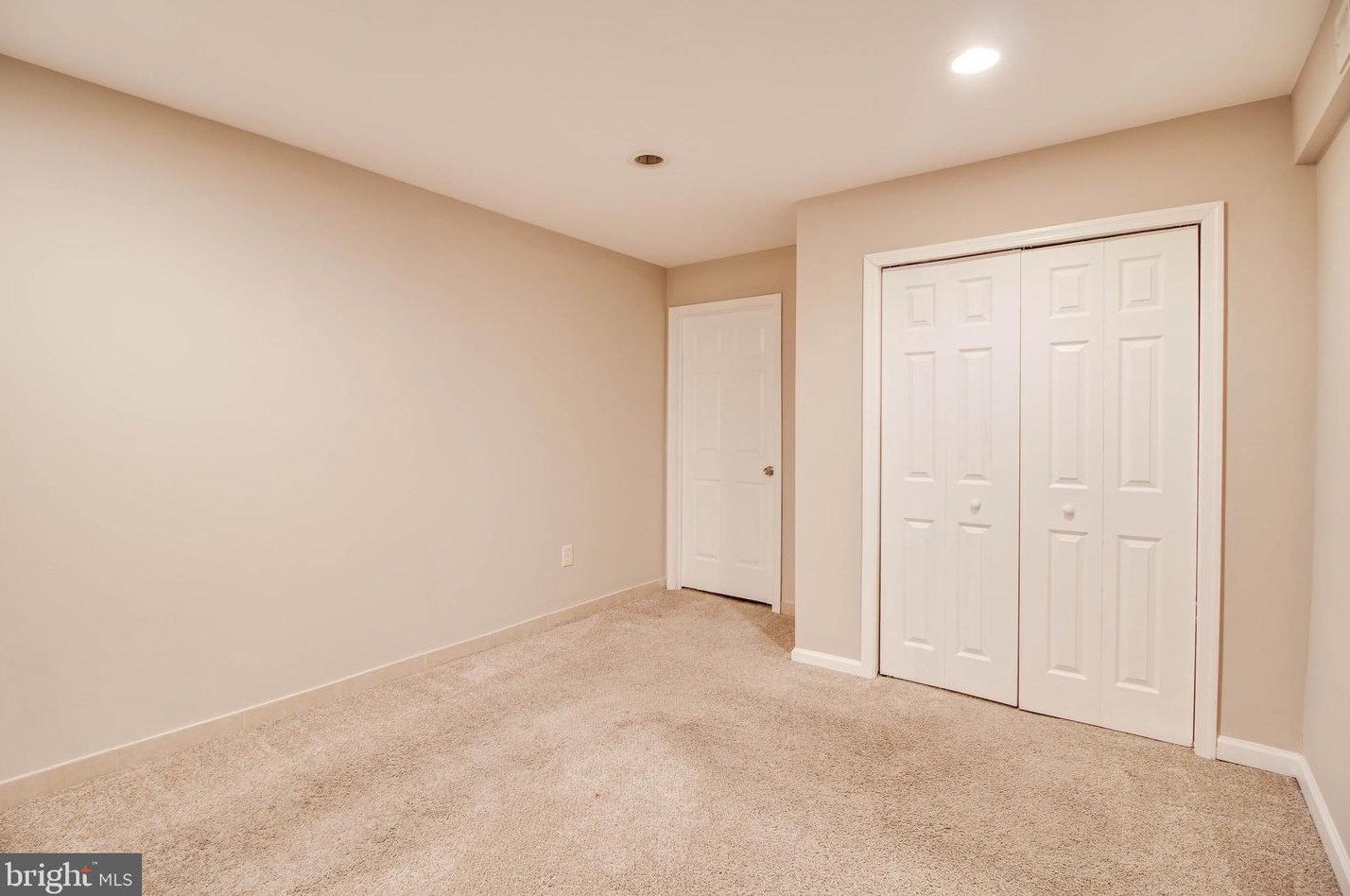 3500 Fleet St, Baltimore MD  21224-4105 exterior