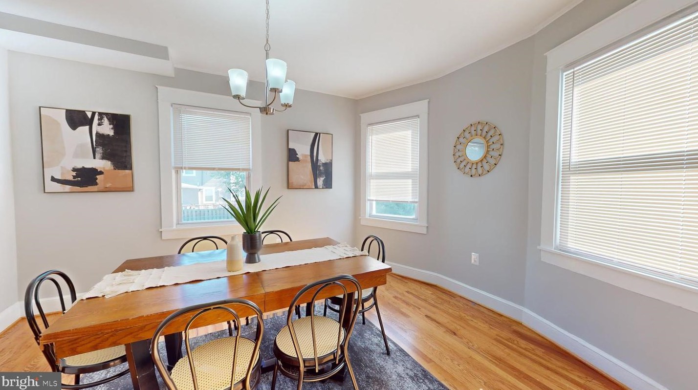 3413 Cedardale Rd, Baltimore MD  21215-7301 exterior