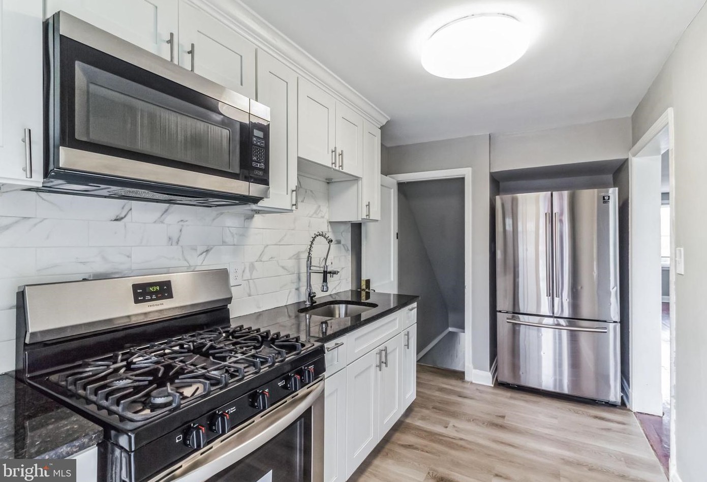 3847 Bonview Ave, Baltimore MD 21213-2012 exterior