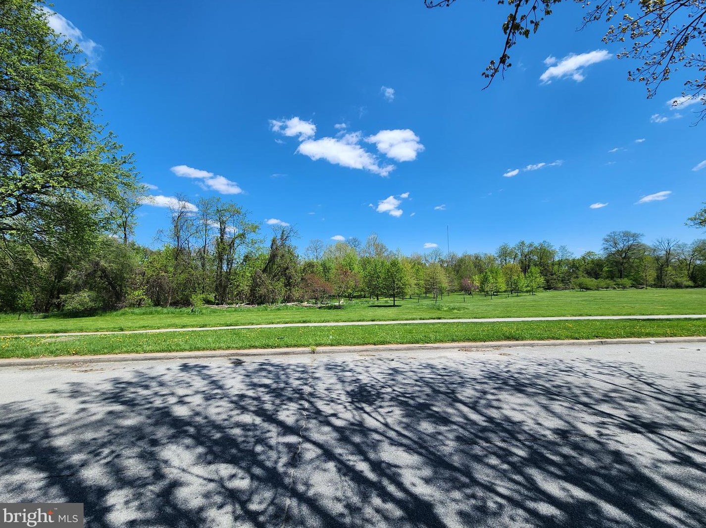 3853 Shannon Dr, Baltimore MD  21213-1826 exterior