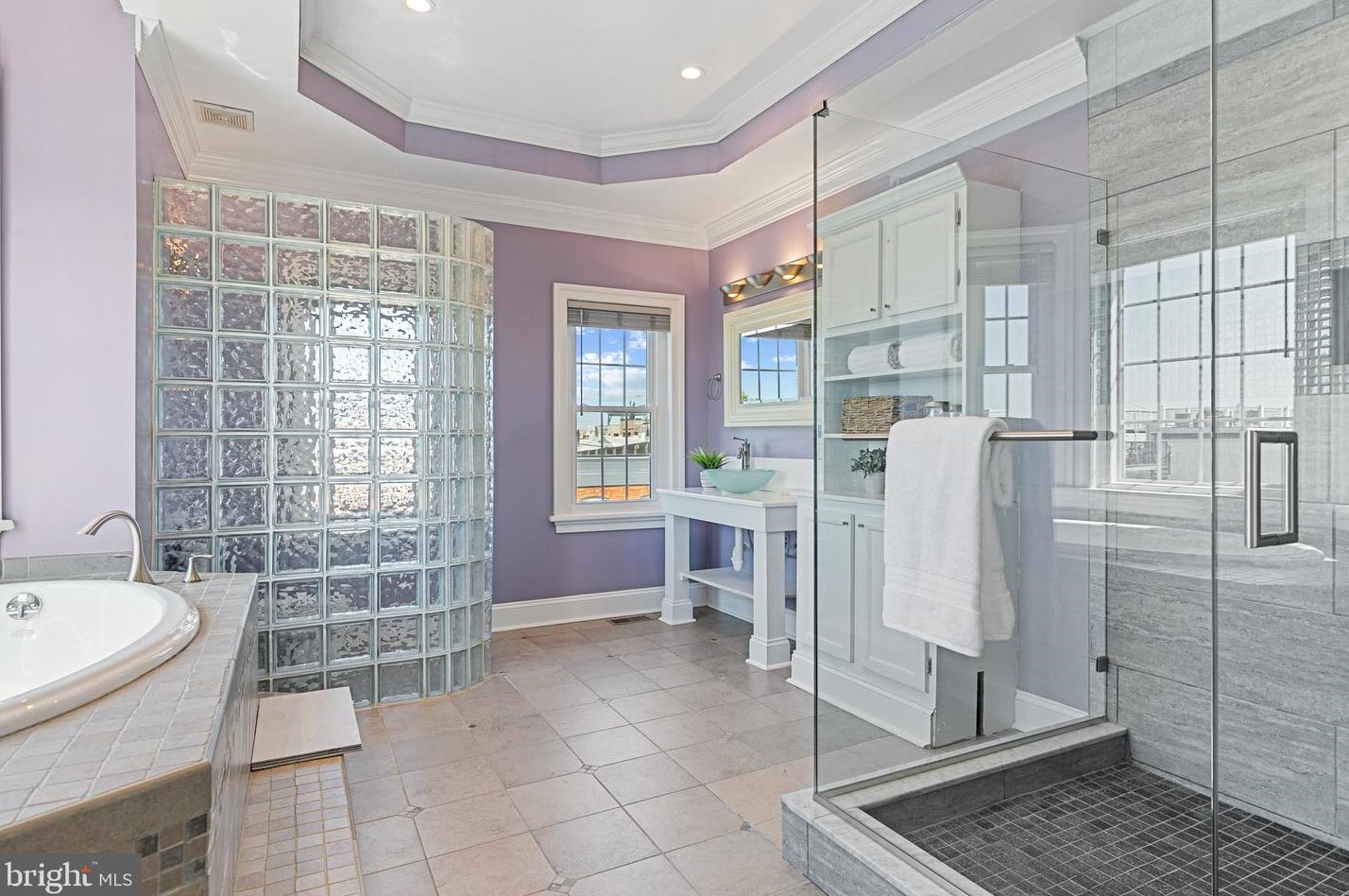 749 Decker Ave, Baltimore MD 21224-3946 exterior