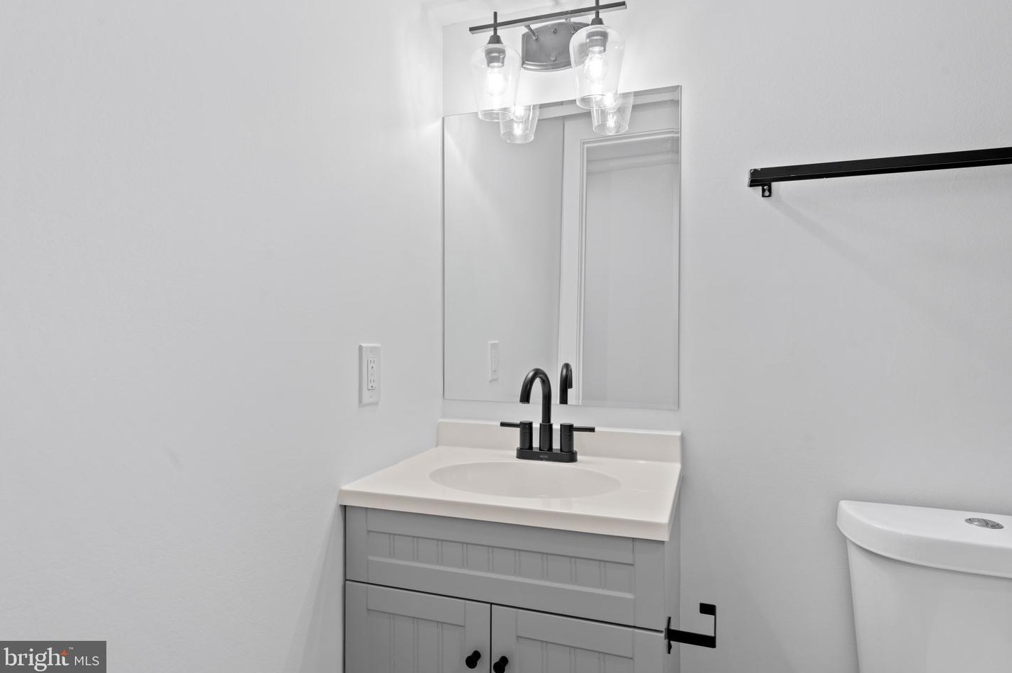 338 Robinson St, Baltimore MD  21224-2216 exterior