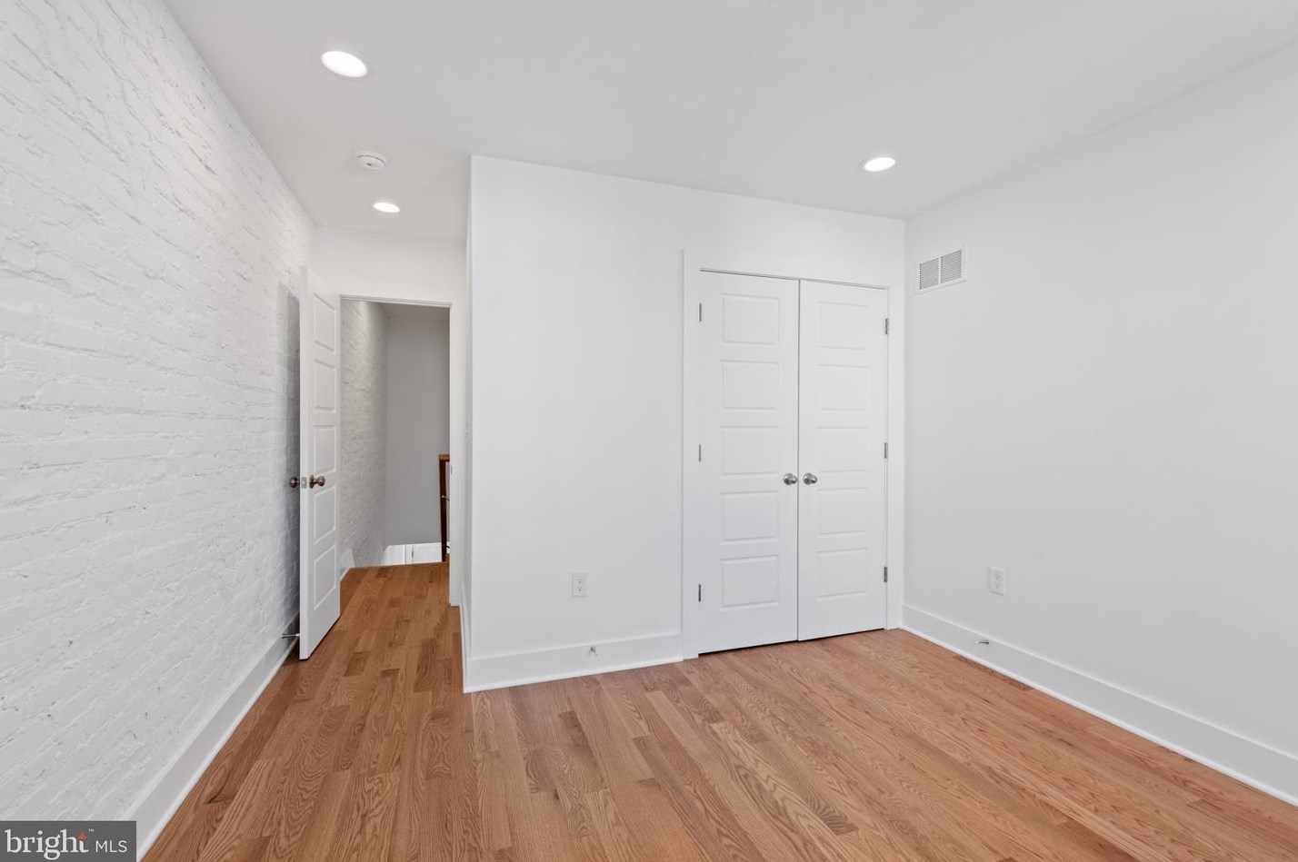 338 Robinson St, Baltimore MD  21224-2216 exterior