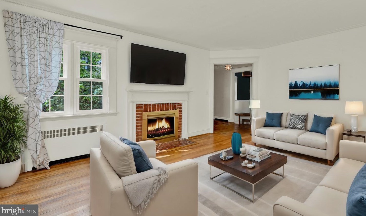 4113 Westview Rd, Baltimore MD  21218-1456 exterior