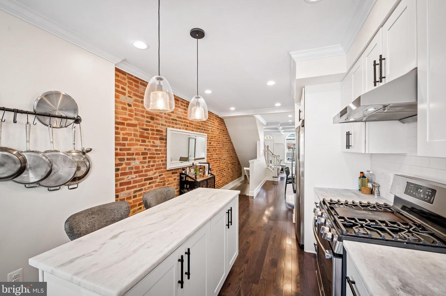 1439 Henry St, Baltimore MD  21230-4638 exterior