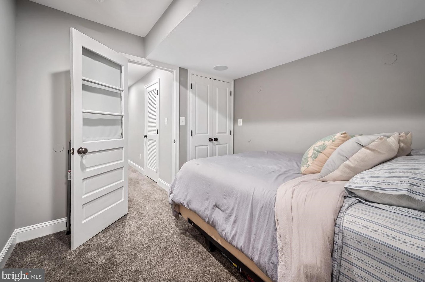 1439 Henry St, Baltimore MD  21230-4638 exterior