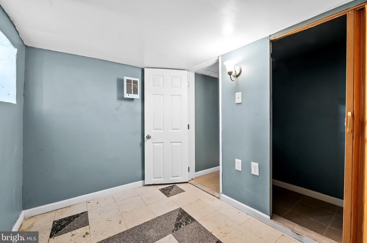 3005 Kentucky Ave, Baltimore MD 21213-1737 exterior