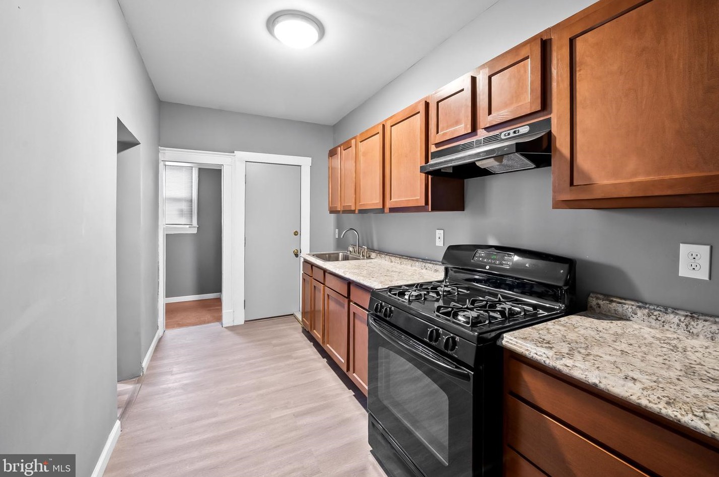 3005 Kentucky Ave, Baltimore MD 21213-1737 exterior