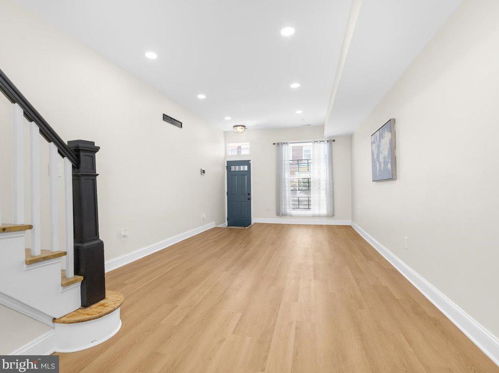 29 Kresson St, Baltimore MD 21224-1710 exterior