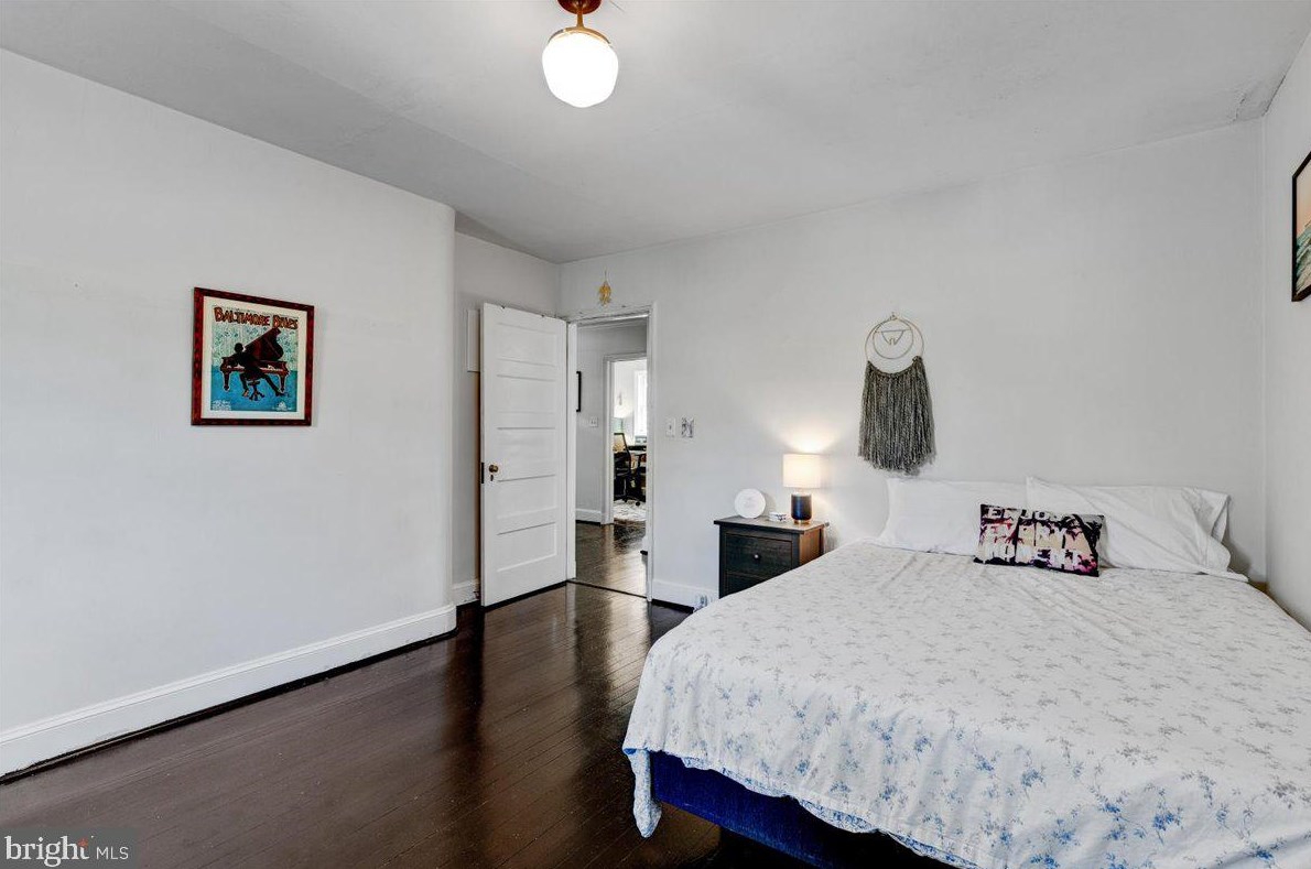 311 Wendover Rd, Baltimore MD  21218-1128 exterior