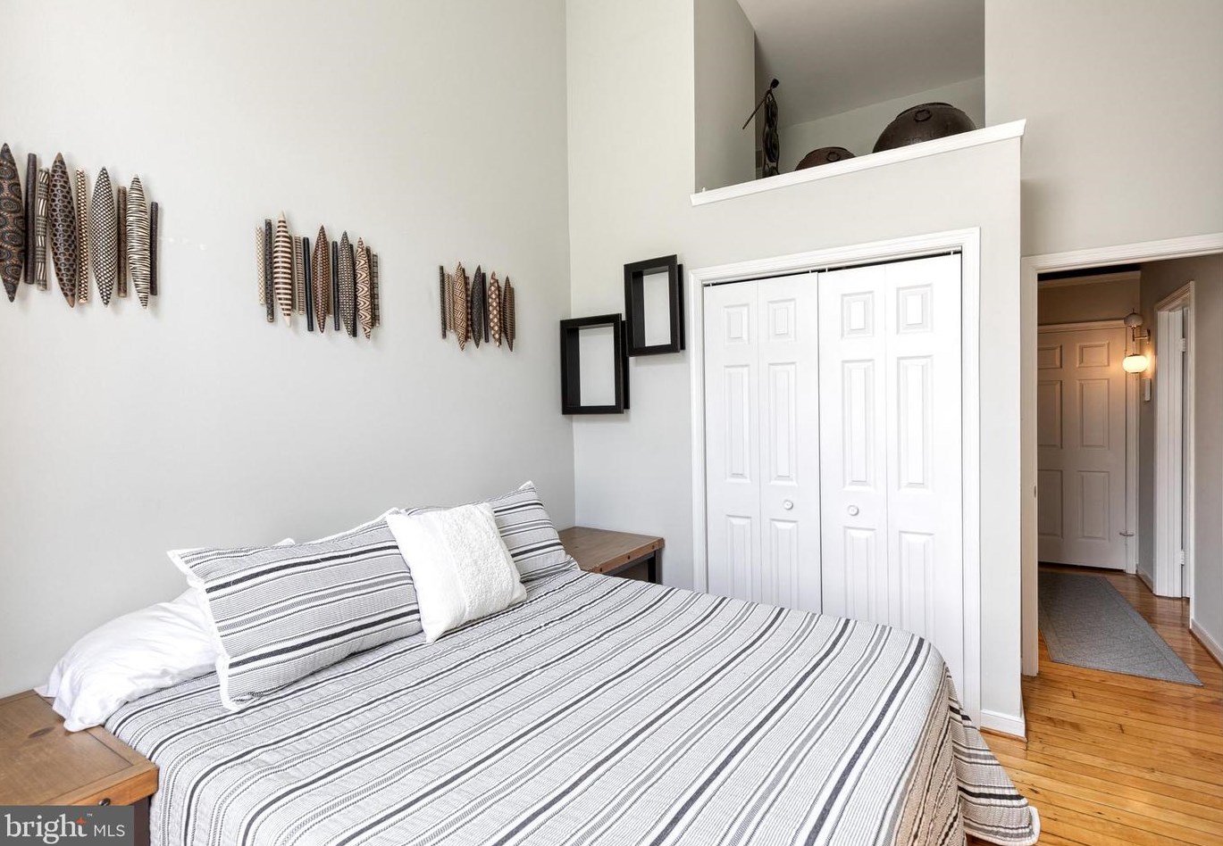 829 Sharp St, Baltimore MD 21201-2413 exterior