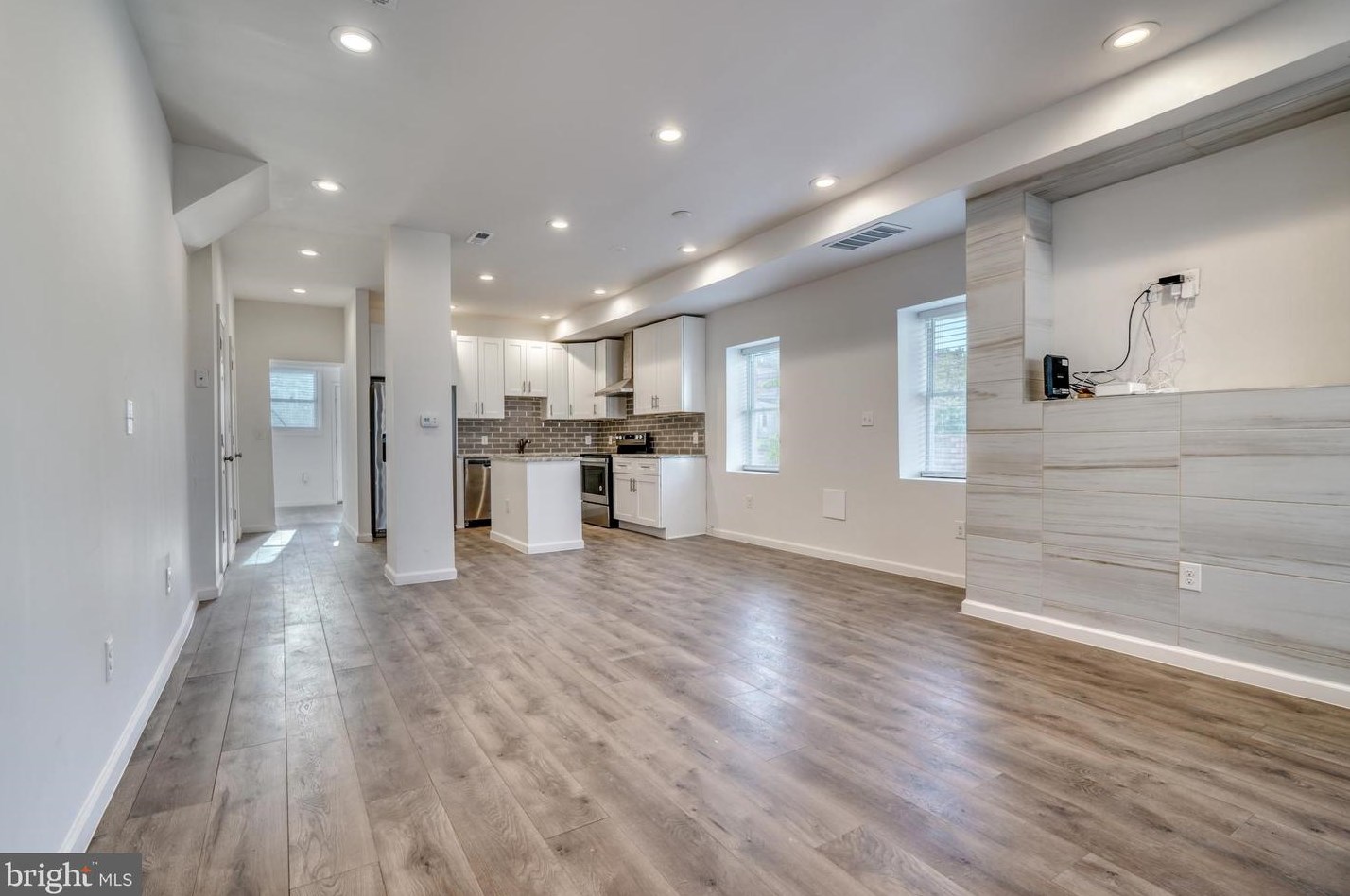 646 Augusta Ave, Baltimore MD  21229-1801 exterior