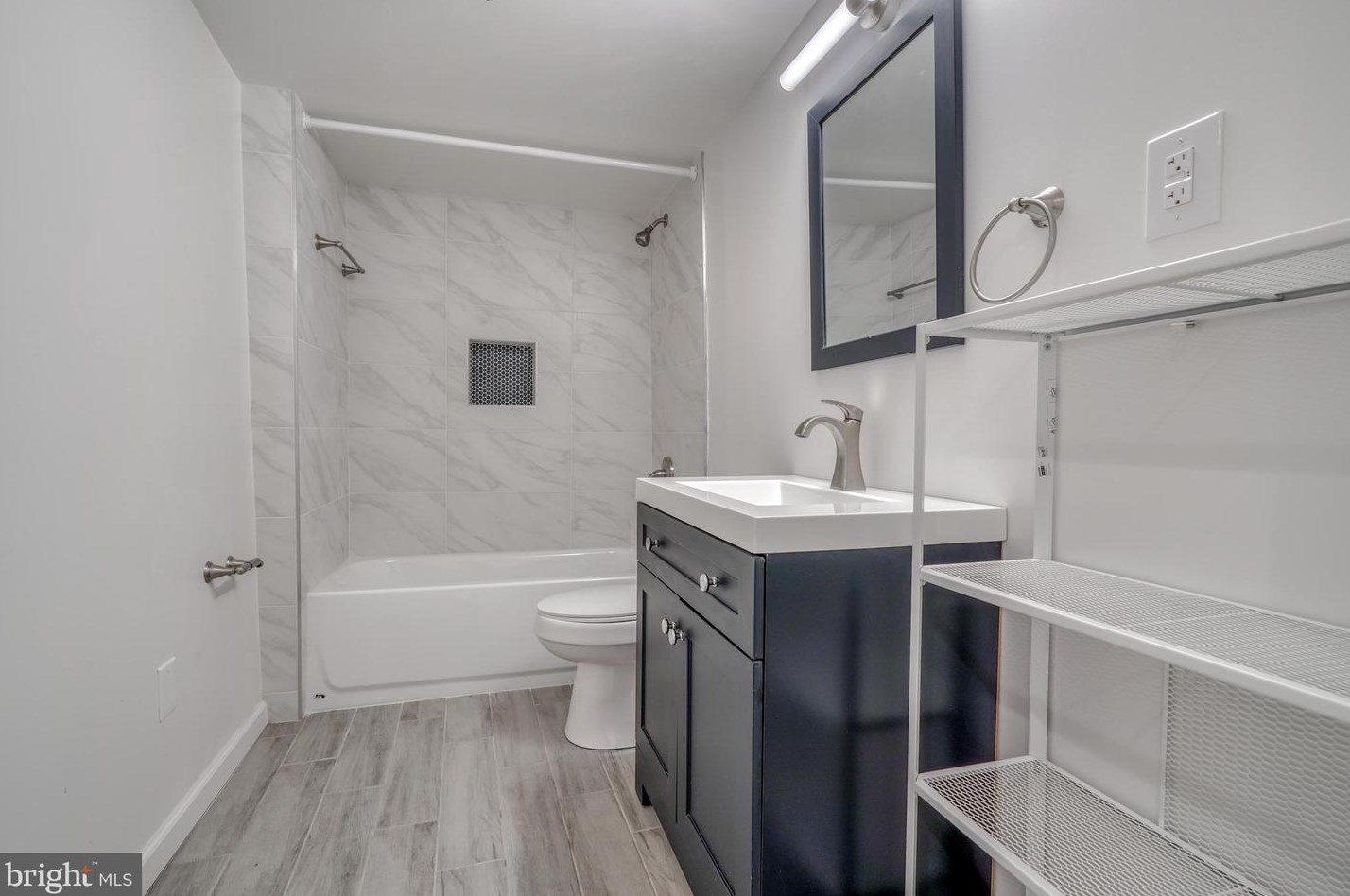 646 Augusta Ave, Baltimore MD  21229-1801 exterior