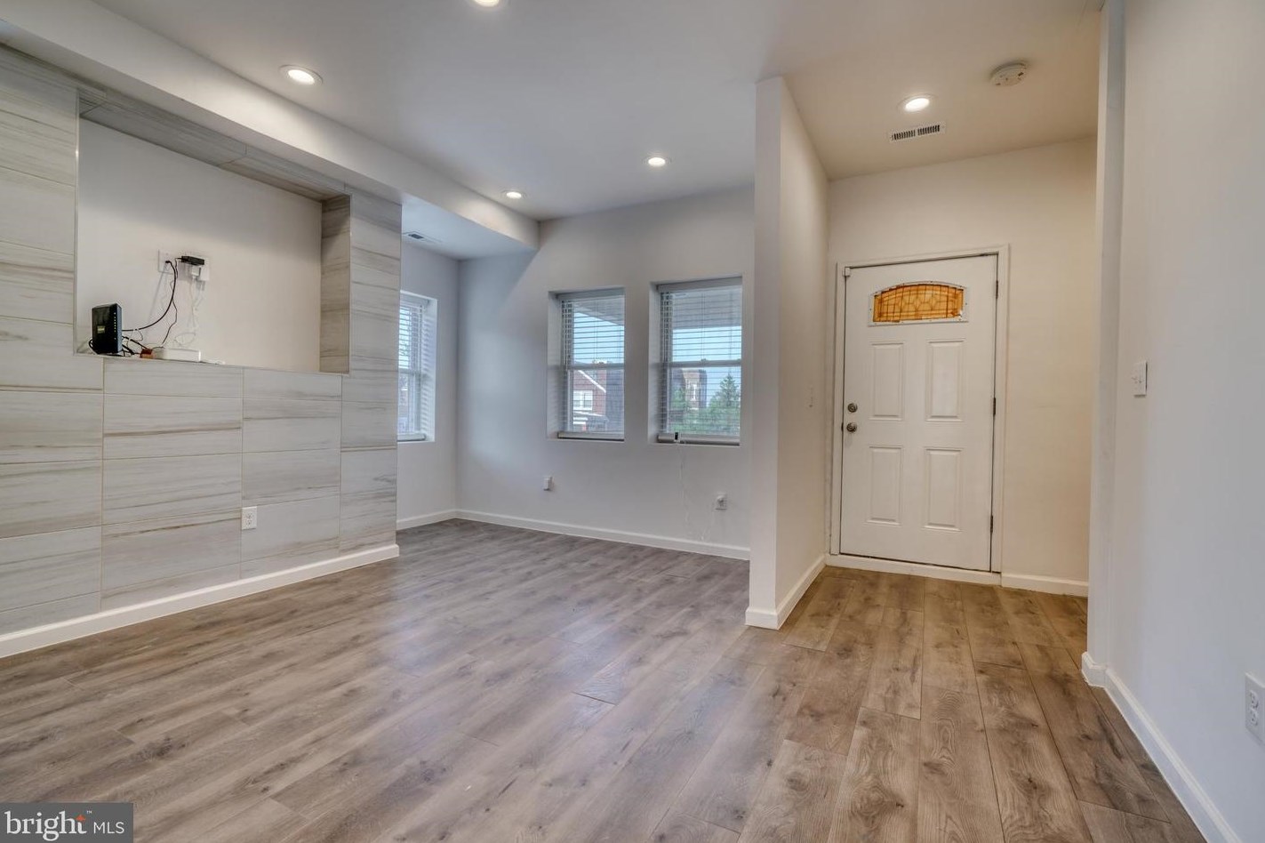 646 Augusta Ave, Baltimore MD  21229-1801 exterior