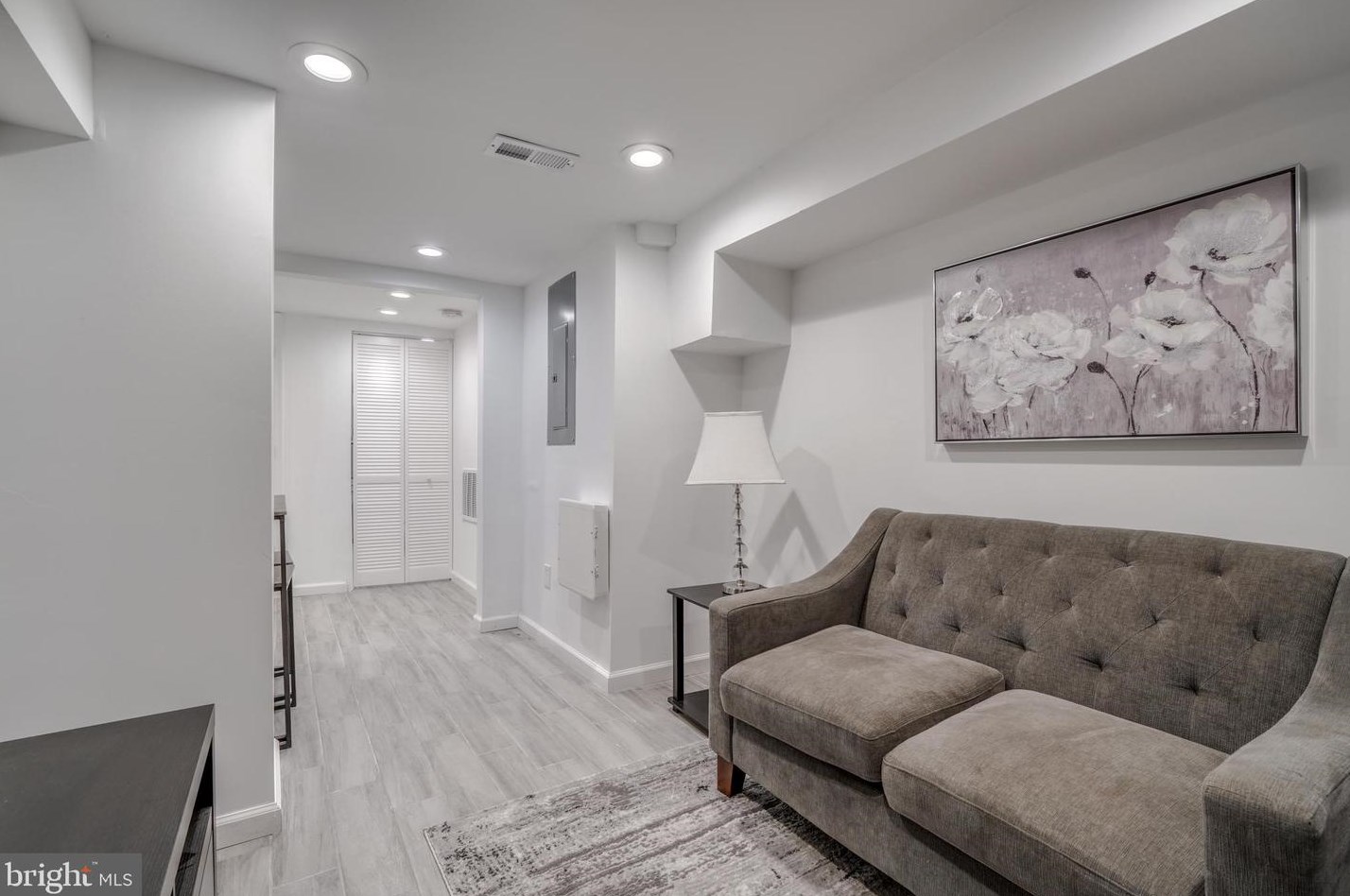 646 Augusta Ave, Baltimore MD  21229-1801 exterior