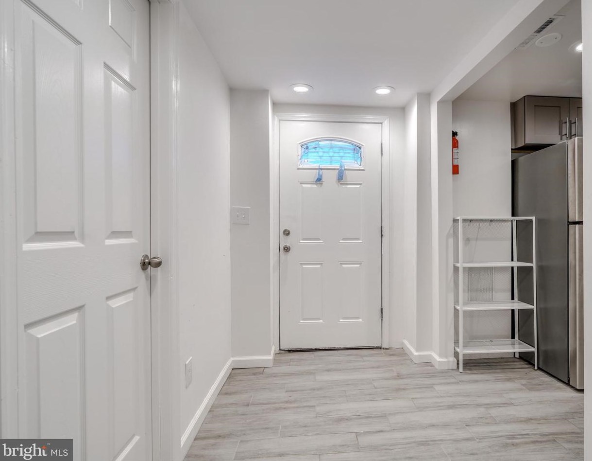 646 Augusta Ave, Baltimore MD  21229-1801 exterior