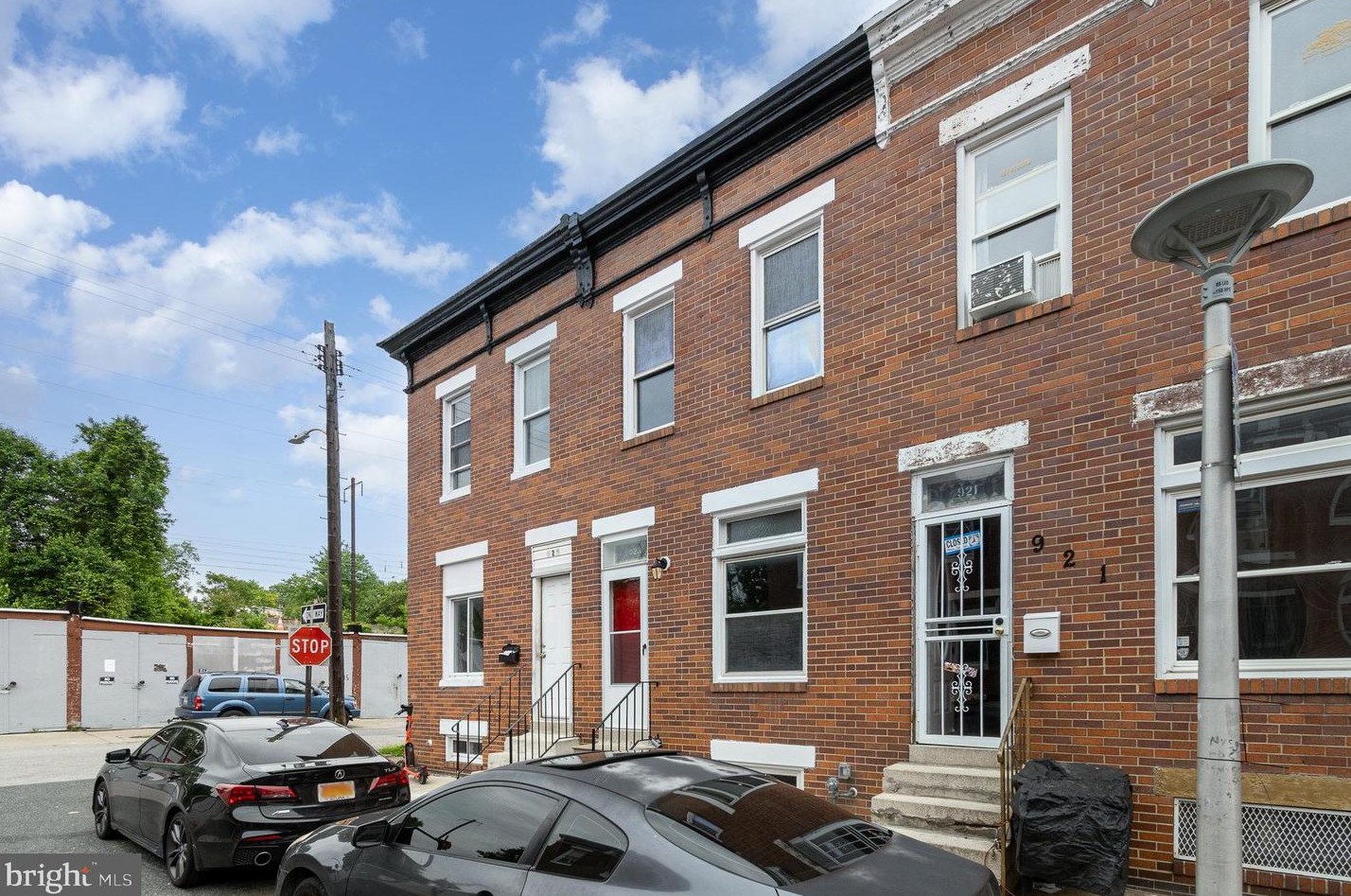 923 Belnord Ave, Baltimore MD 21224-1301 exterior