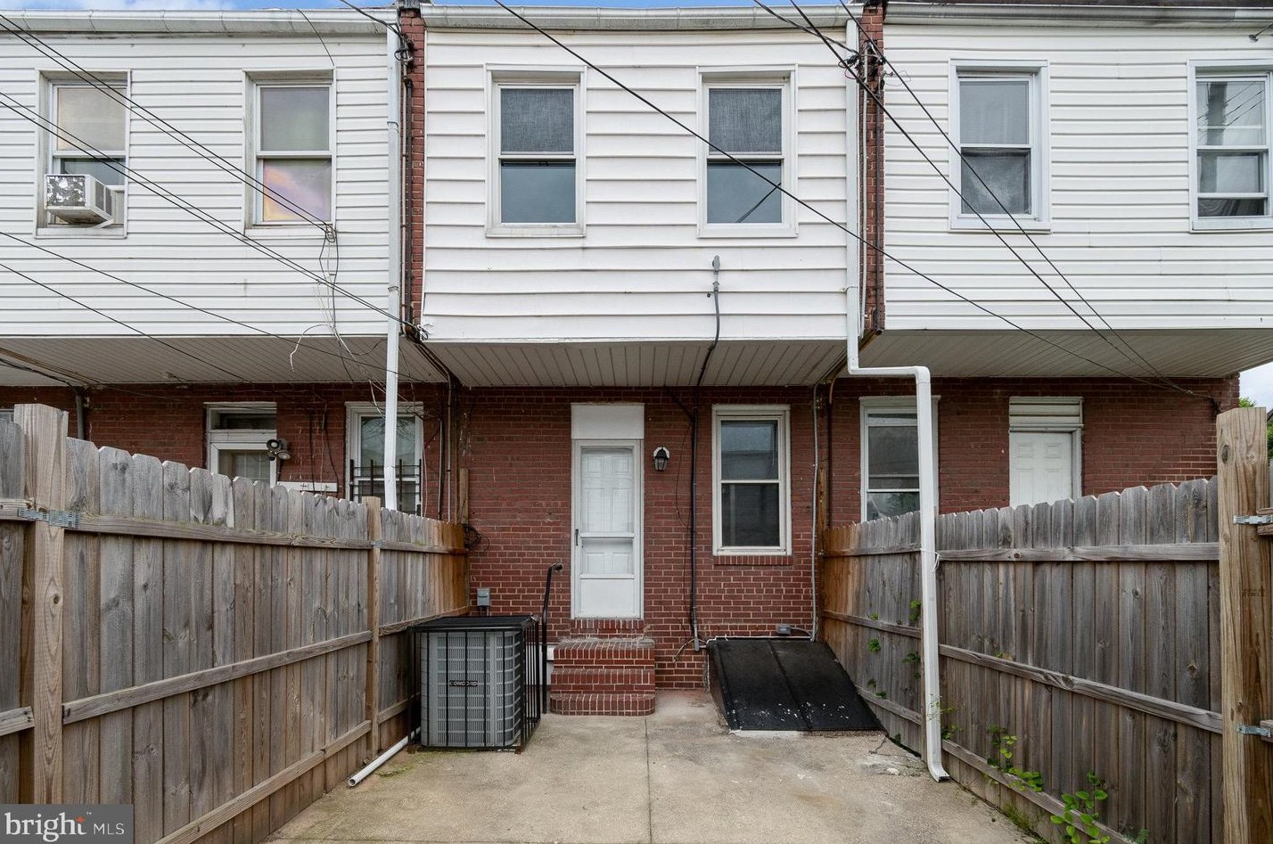 923 Belnord Ave, Baltimore MD 21224-1301 exterior