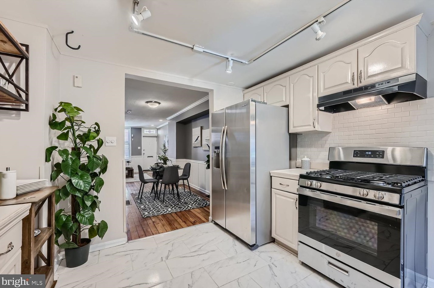 9 Heath St, Baltimore MD  21230-4815 exterior