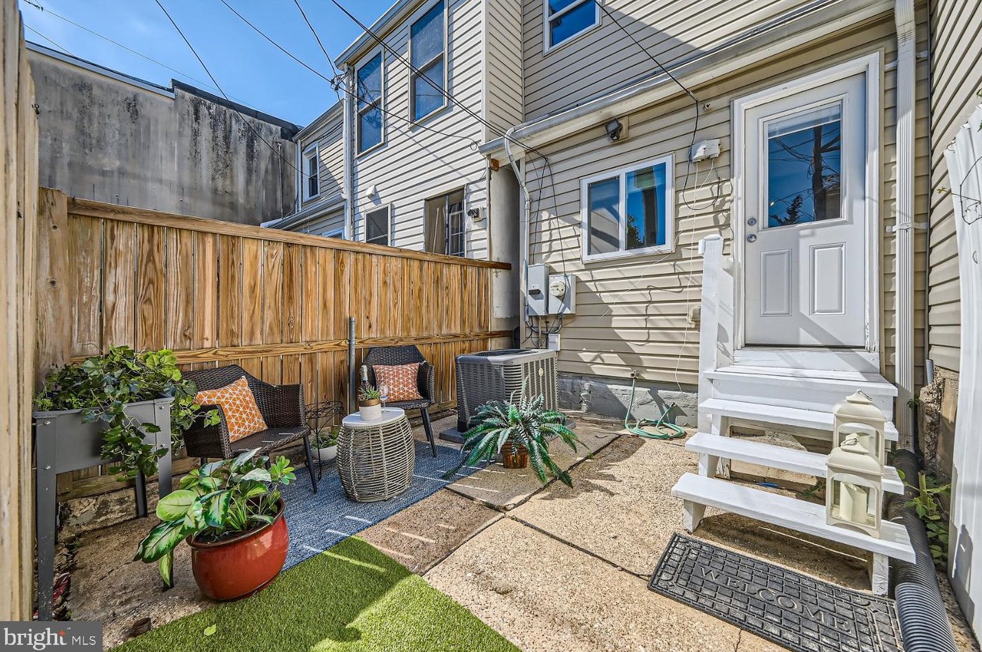 9 Heath St, Baltimore MD  21230-4815 exterior