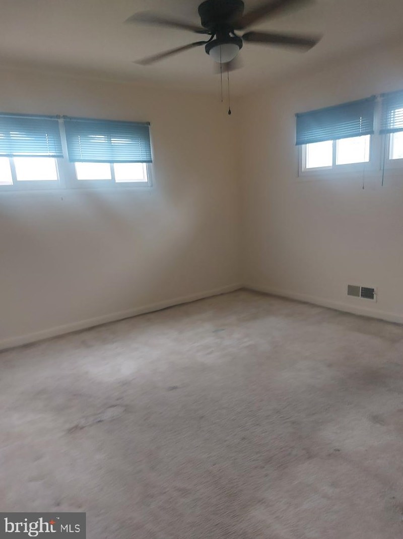 5627 Mcclean Blvd, Baltimore MD 21214-1028 exterior