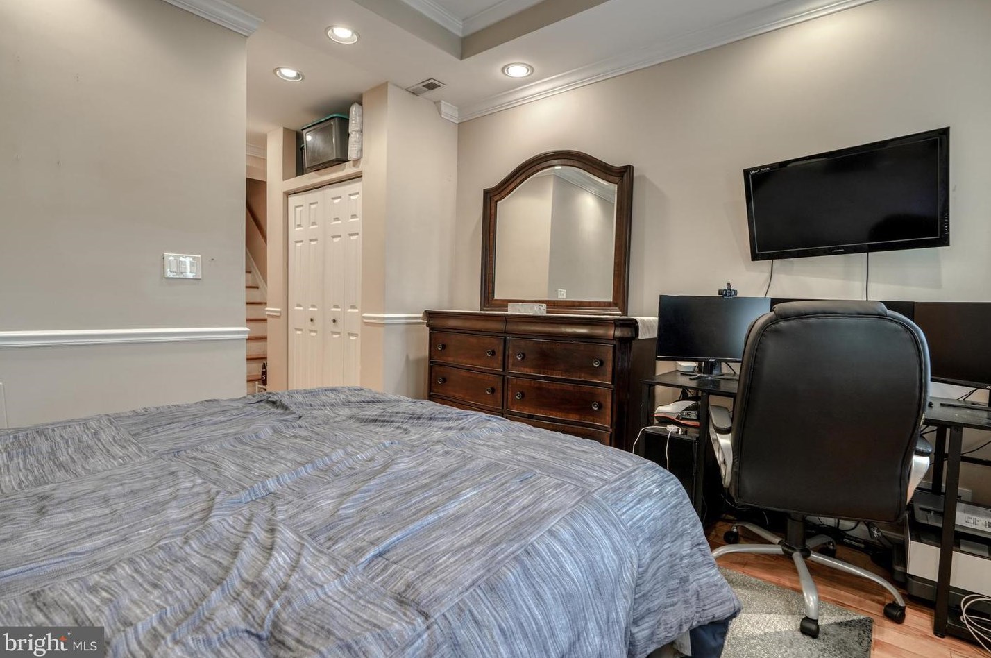 724 Luzerne Ave, Baltimore MD  21205-2614 exterior