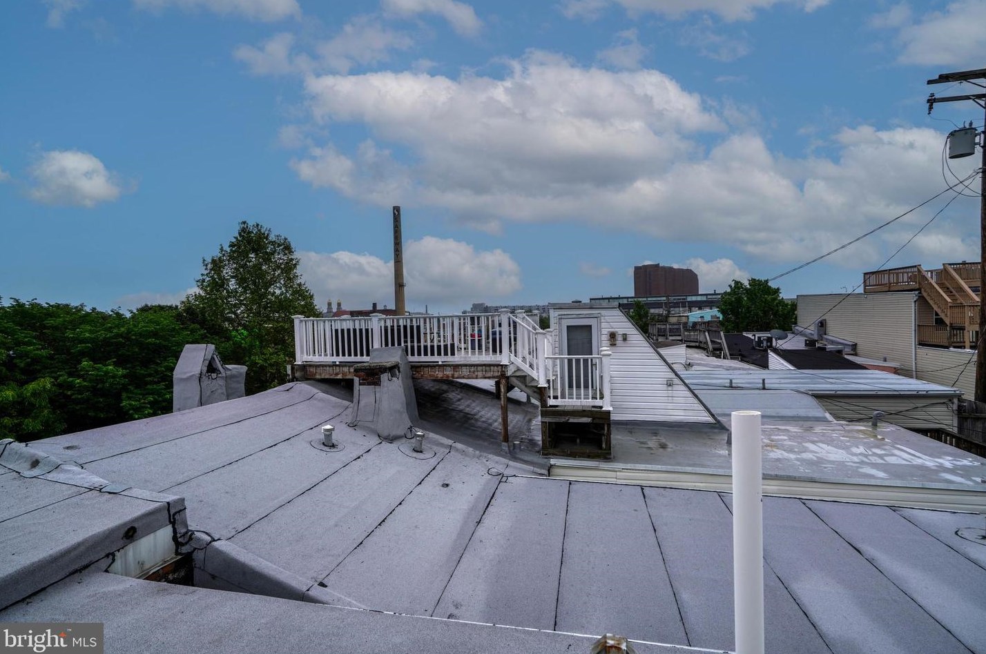 724 Luzerne Ave, Baltimore MD  21205-2614 exterior