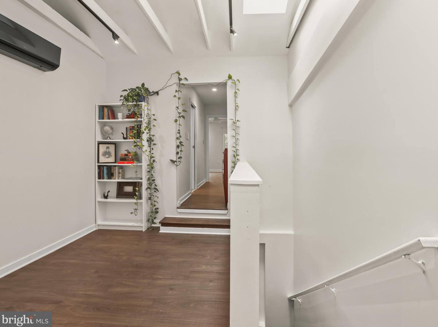 906 Decker Ave, Baltimore MD  21224-4939 exterior